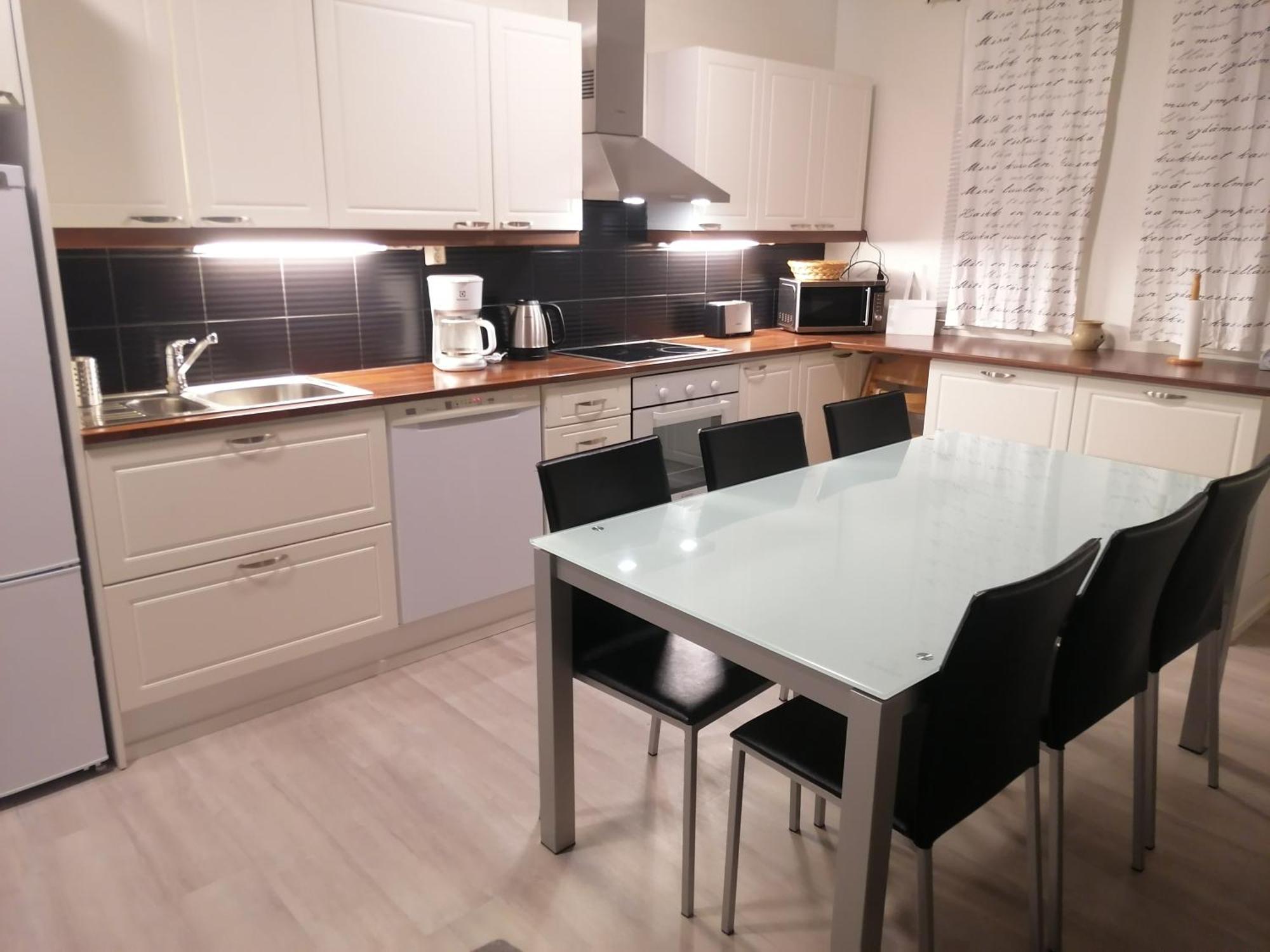 Majoituspalvelu Nurmi Apartments Vaelitie Raahe Ruang foto